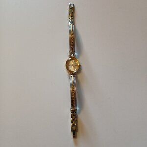 Amitron Now Ladies Gold Silver Tone Stainless Steel Bracelet Watch 75/3431